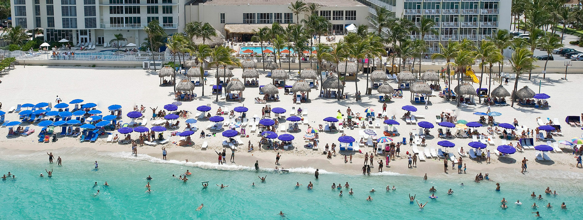 Resort Newport Beachside Hotel&resort